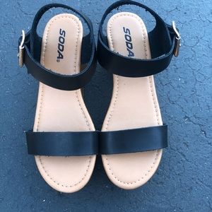 Black platform sandals